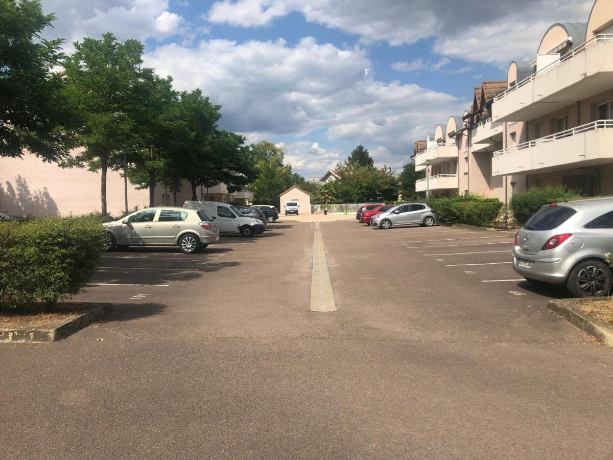 App Calme, Securisee, 5Min Du Centre Apartment Beaune  Luaran gambar